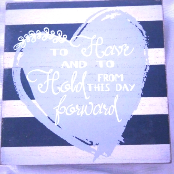 ***5/25*** Wall Decor - Picture 1 of 3